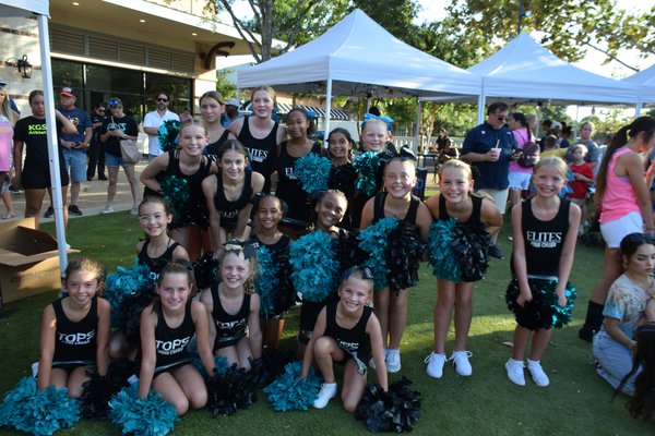 Cheerleaders at the back to school bash.